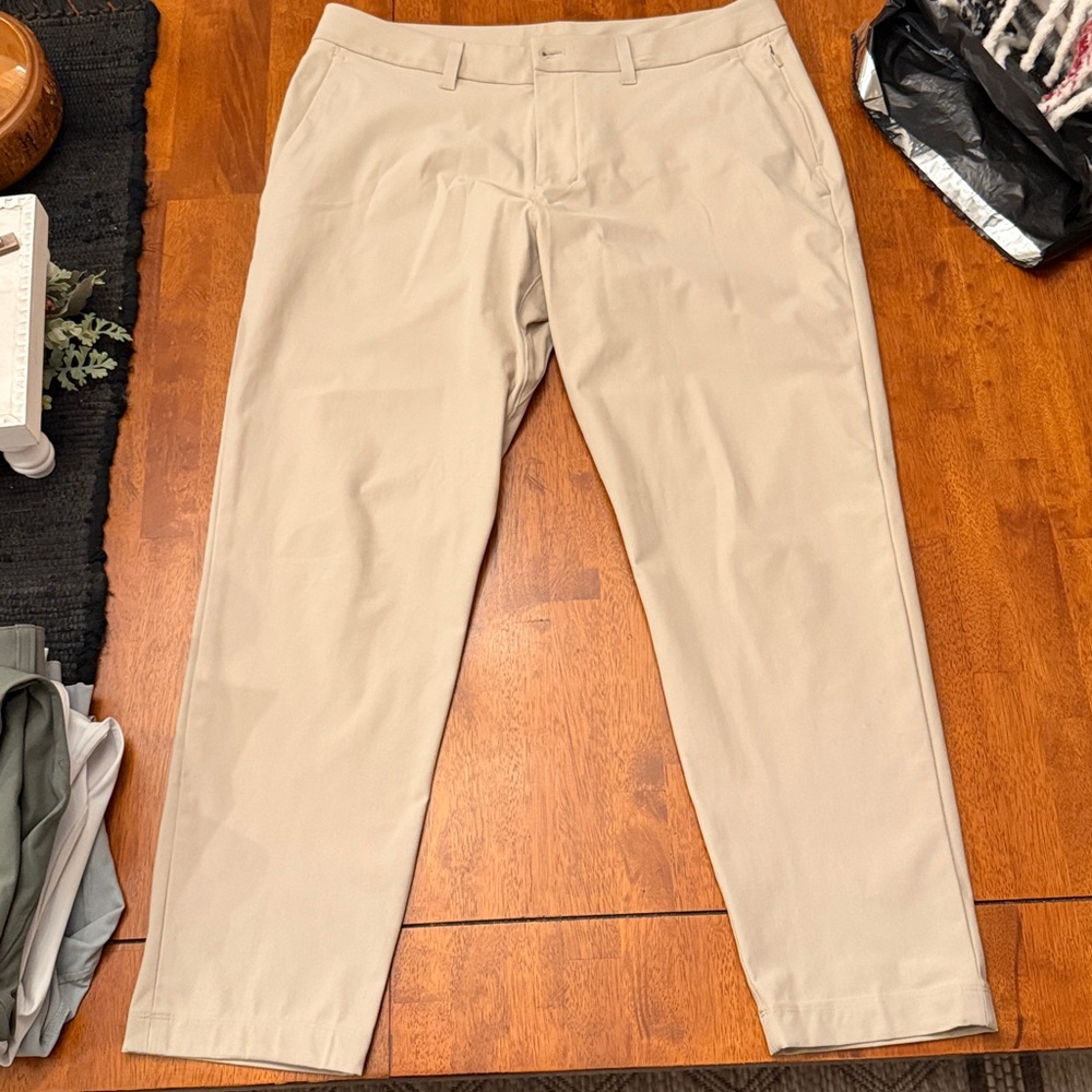 ABC Slim-Fit Trouser 30" L *Warpstreme  34/30
Color: Trench